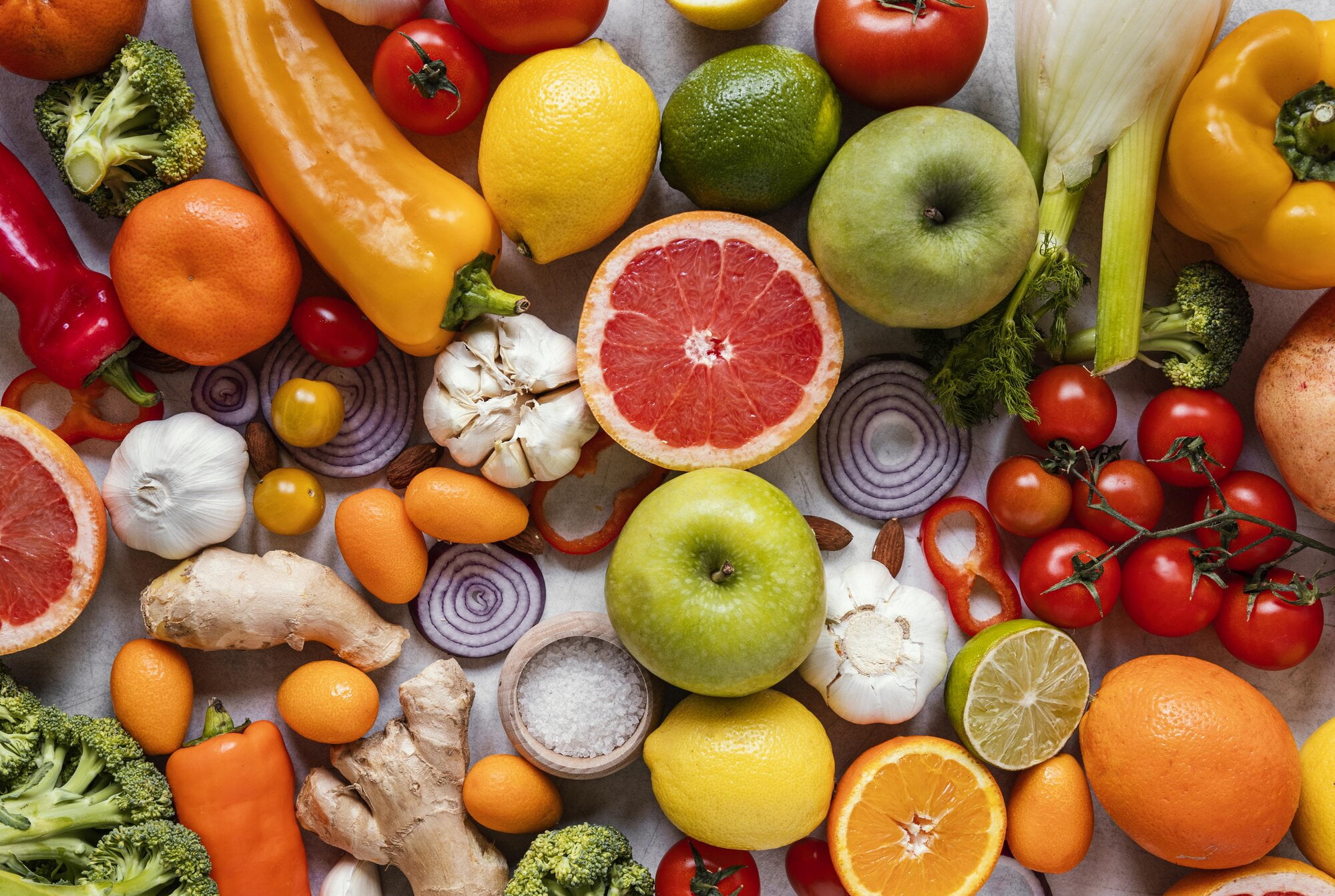 top-view-gezond-voedsel-groente-en-fruit-10-kilo-afvallen
